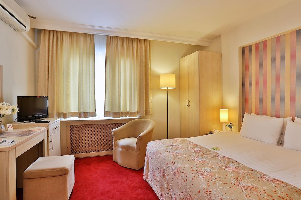 Barin Hotel Истанбул Екстериор снимка