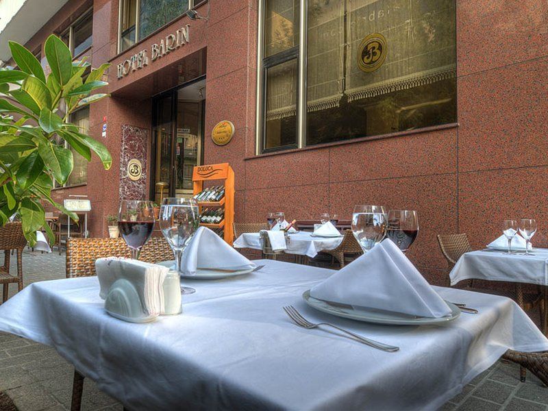 Barin Hotel Истанбул Екстериор снимка