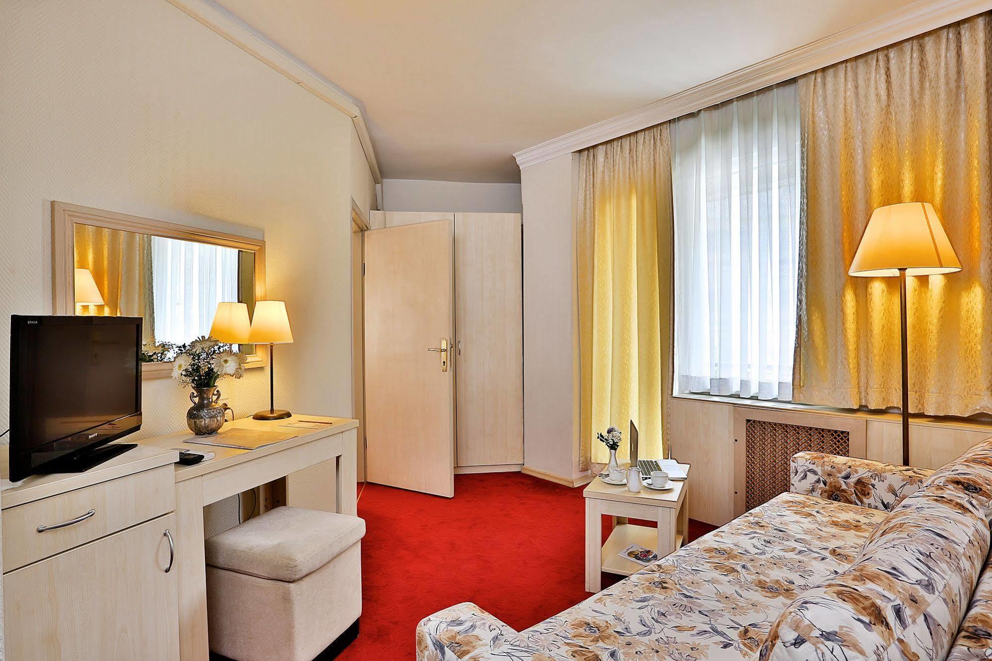 Barin Hotel Истанбул Екстериор снимка
