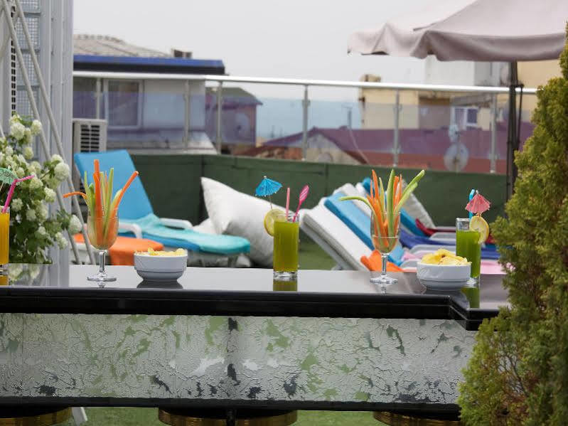 Barin Hotel Истанбул Екстериор снимка